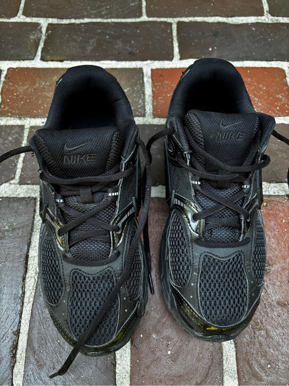 Nike Men’s Black Athletic Mesh Running Shoes